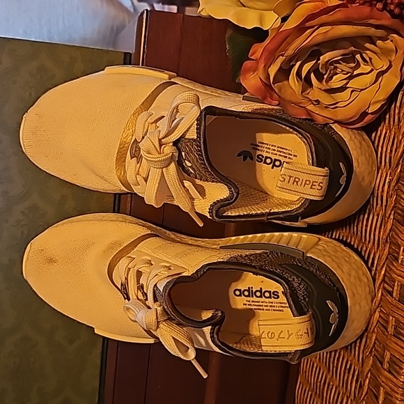 Authentic adidas running sneakers 7 - Picture 2 of 7